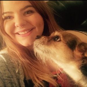 Meet your Posher, Adrianna